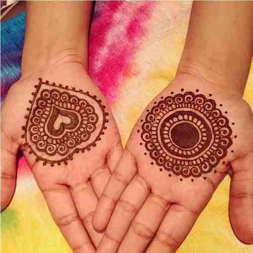 Circle and Heart shaped Mehndi