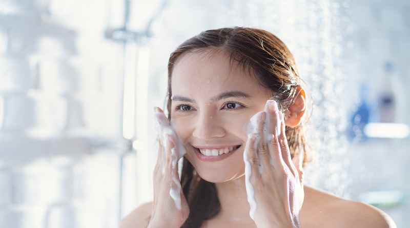woman-shower face Cleanser